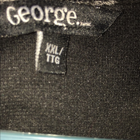 Stylish Black Dress with 3/4 sleeves! - Picture 3 of 9